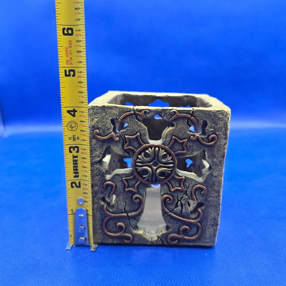 N/A rustic stone